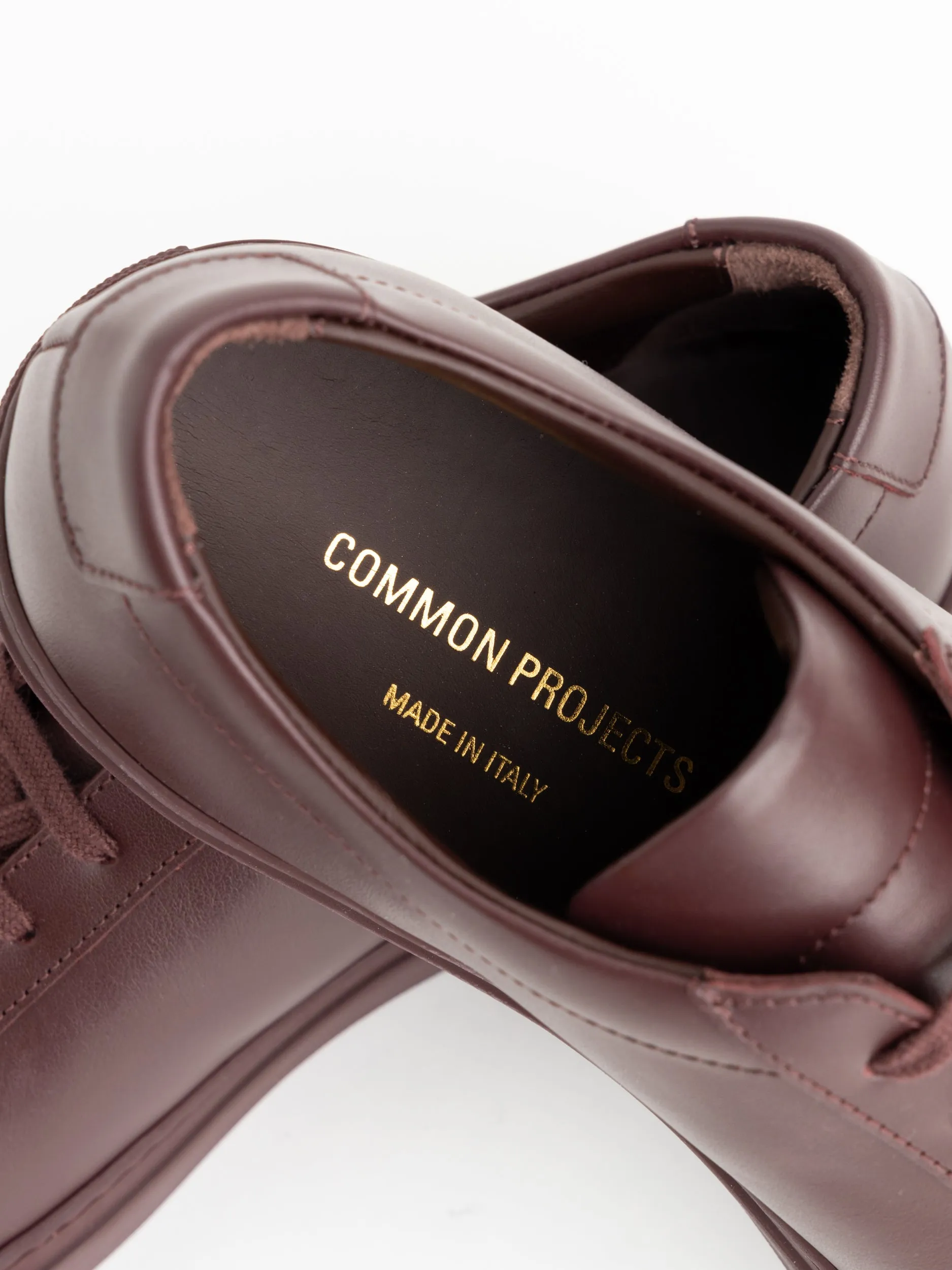 Bordeaux Achilles Low Sneakers