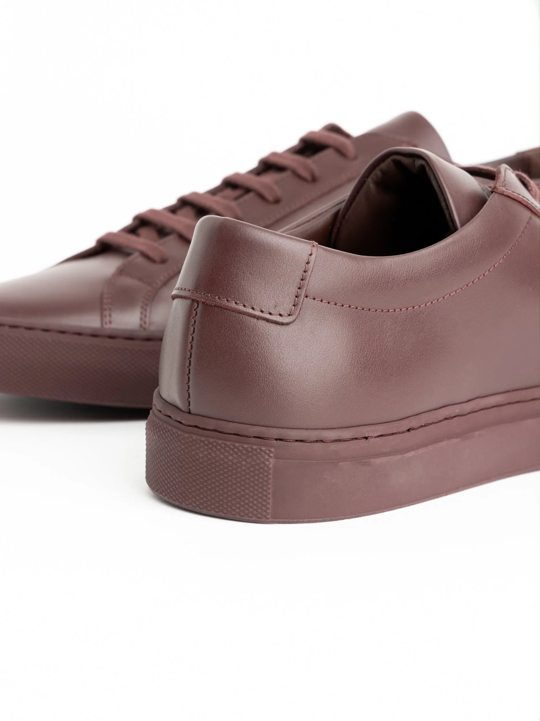 Bordeaux Achilles Low Sneakers