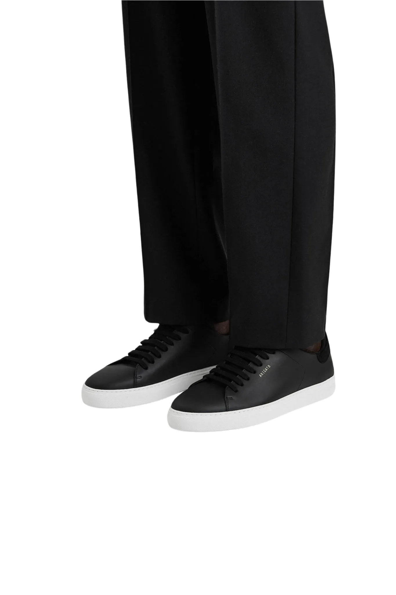 Clean 90 Sneaker in Black
