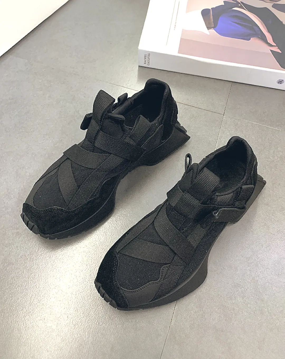 ♀Design Sole Sneakers