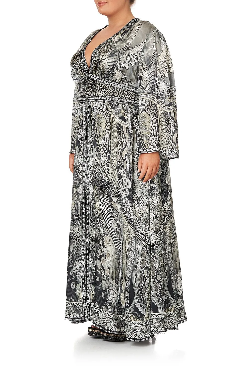 KIMONO SLEEVE DRESS WITH SHIRRING DETAIL ONE TRIBE