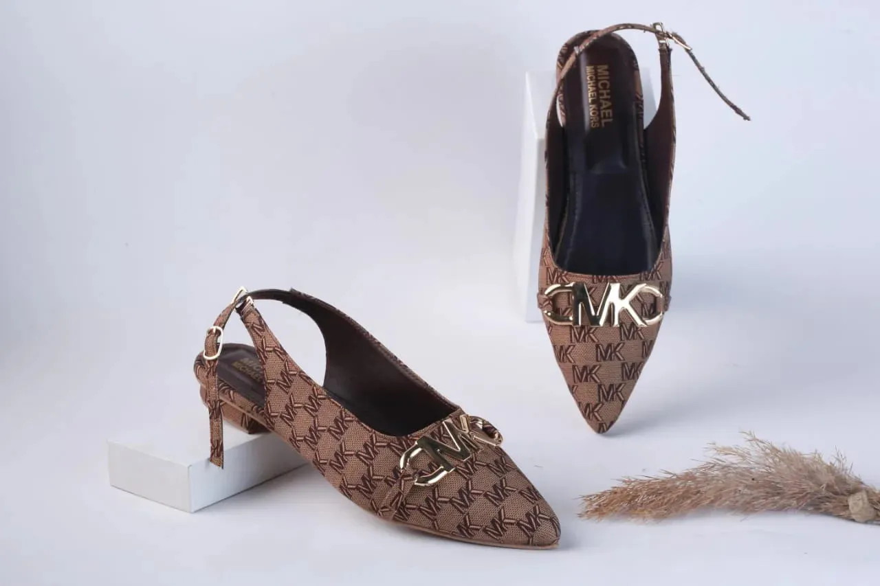 MICHAEL KORS POINTED TOE FLAT PUMPS - BROWN