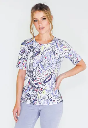T-shirt with leaf print design