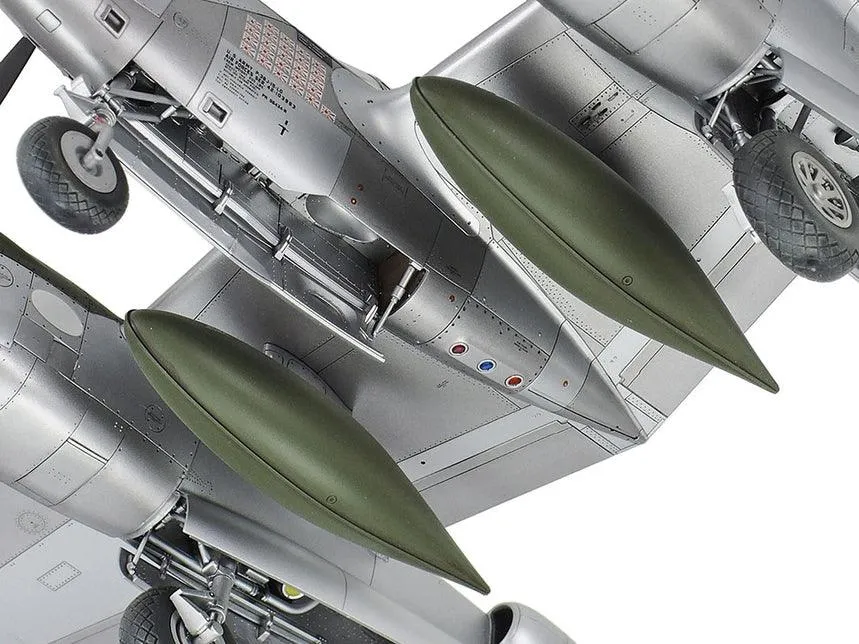 Tamiya 61123 Lockheed P-38J Lightning 1/48 Model Kit