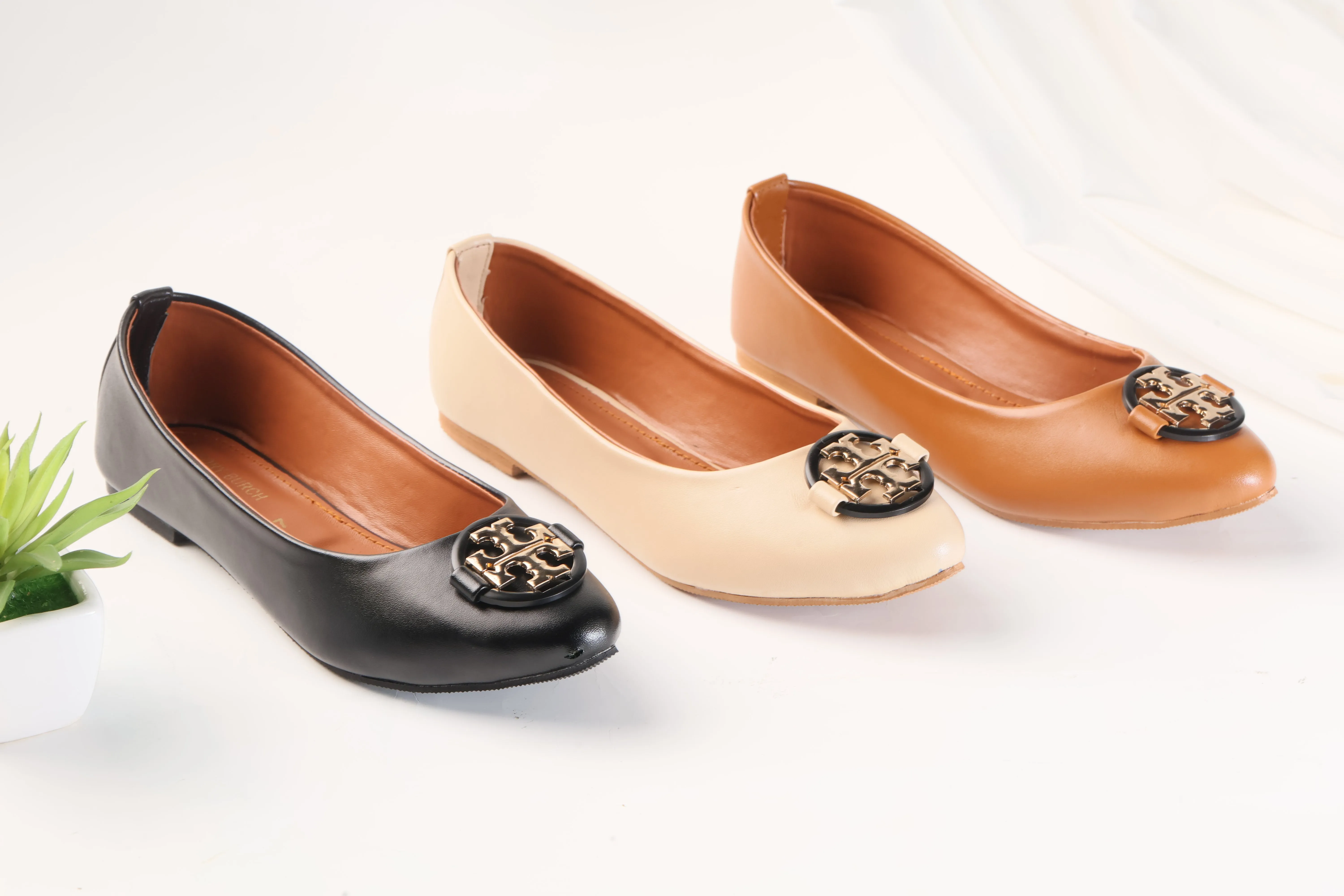 TORY BURCH CLAIRE BALLET FLAT PUMPS - BEIGE