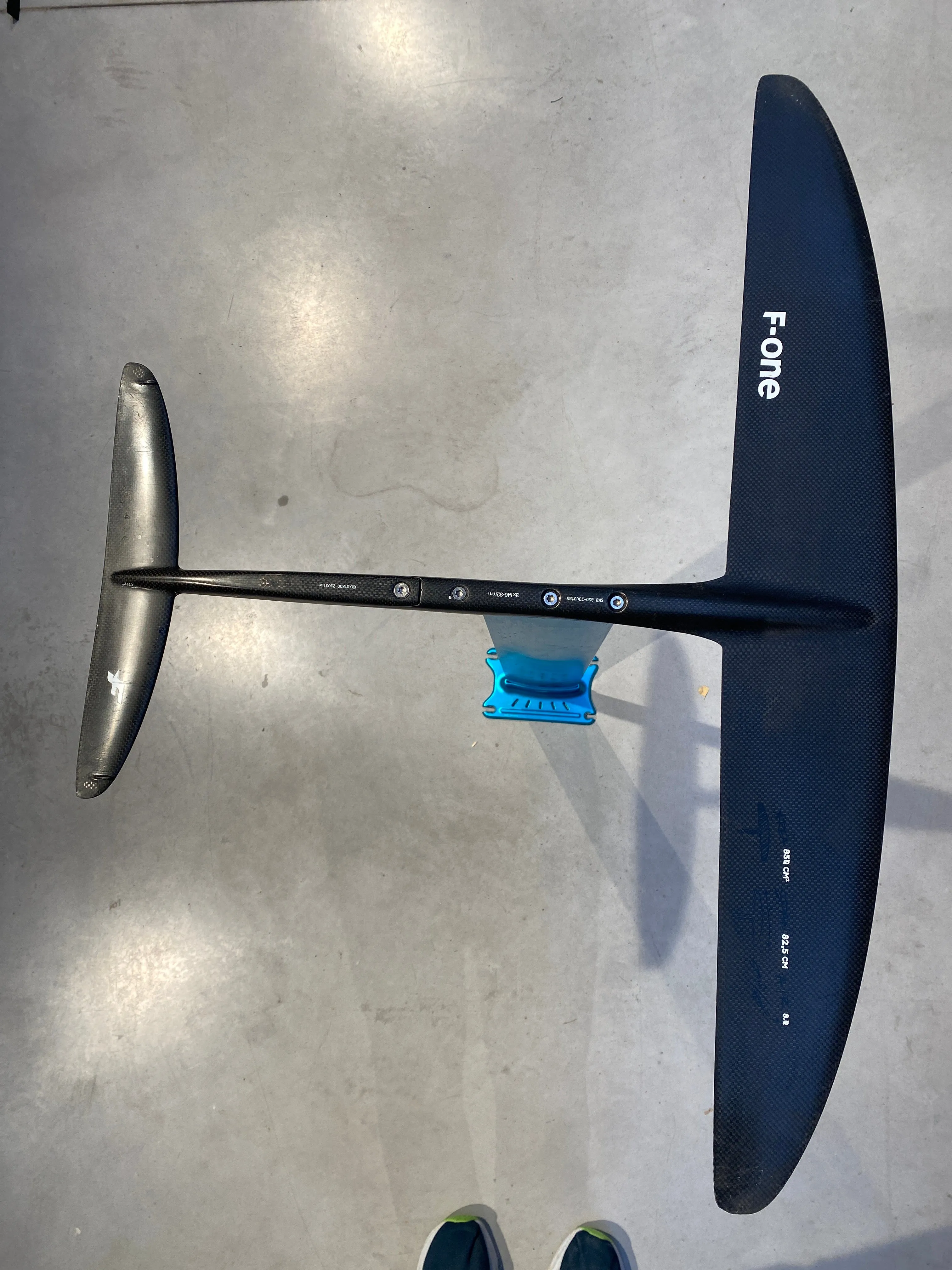 Used F-one Sk8 complete set 850   85cm mast