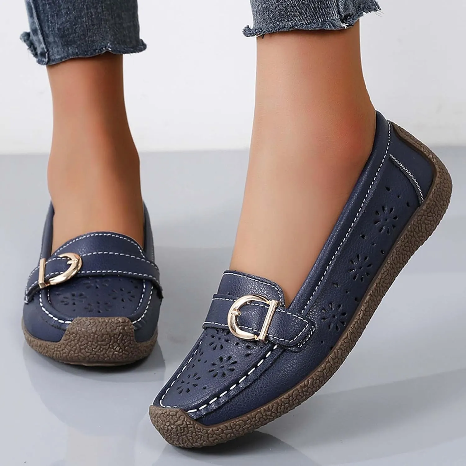 Women's Casual Comfortable Slip On Flat Shoes Breathable Soft Sole Loafers for Walking Driving Everyday Wear with Jeans Skirts